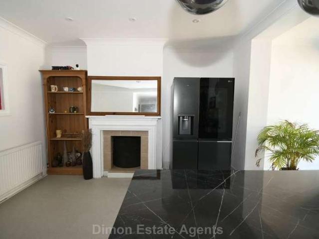House for sale in Brockhurst, Middlecroft