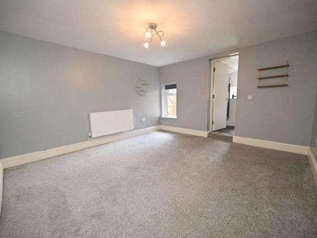 House for sale in Royston, South Yorkshire