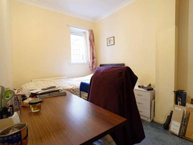 House for sale in London Borough of Lewisham, Bell Green