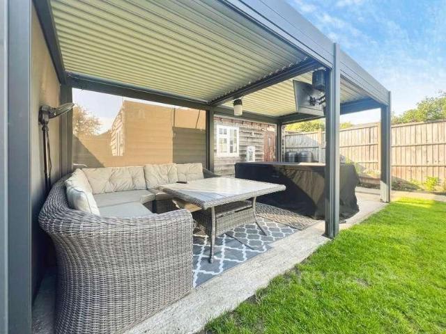 House for sale in Aldershot, Hampshire