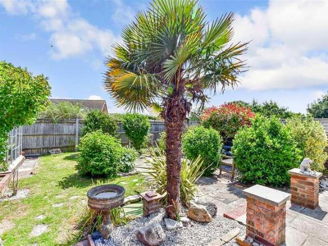 House for sale in Rustington, Clapham