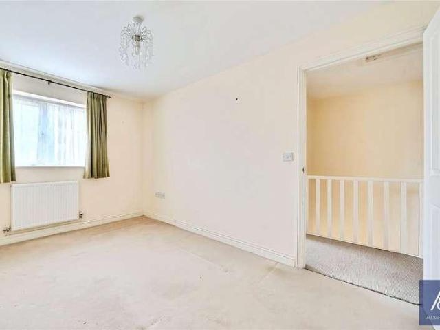 House for sale in Northamptonshire