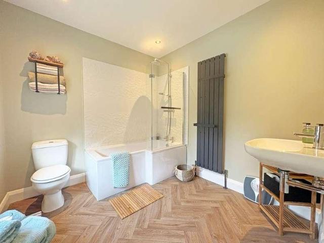 House for sale in Seacroft, East Lindsey