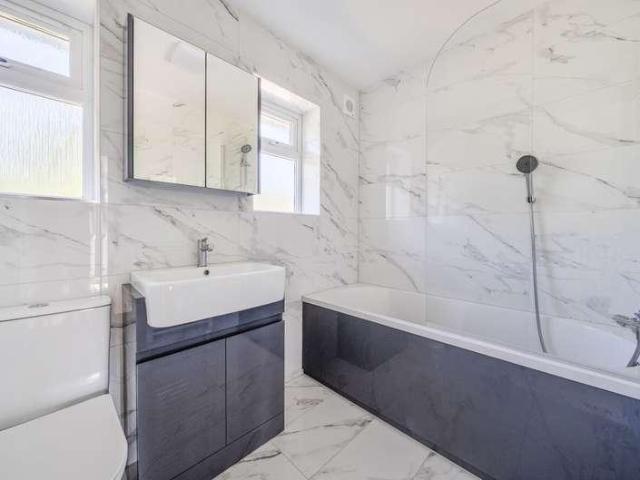 House for sale in Easthampstead, Bracknell