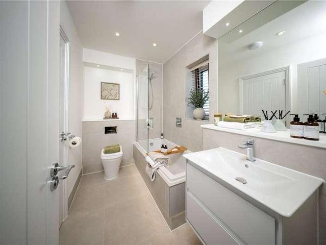 House for sale in Martin's Heron, Winkfield