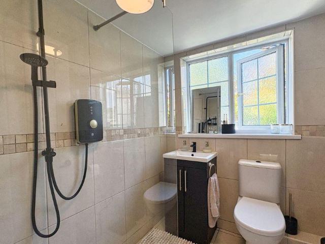 House for sale in Dyffryn Clydach, Neath Abbey