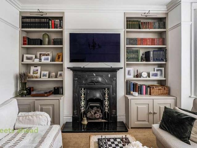House for sale in London Borough of Croydon, South Norwood