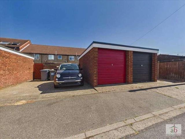 House for sale in Walton, Eastbridge