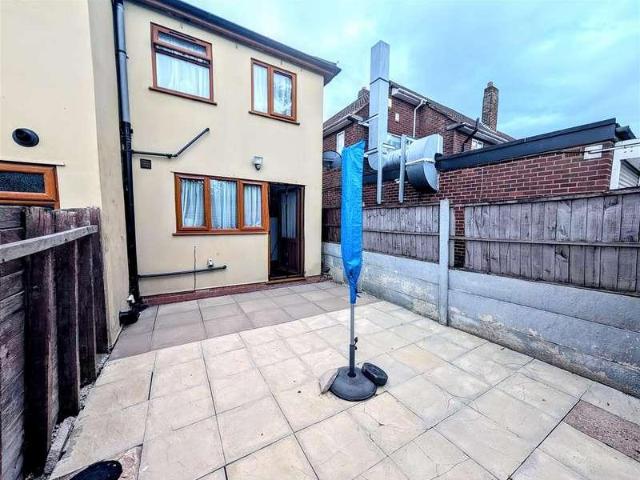 House for sale in Pelsall, West Midlands