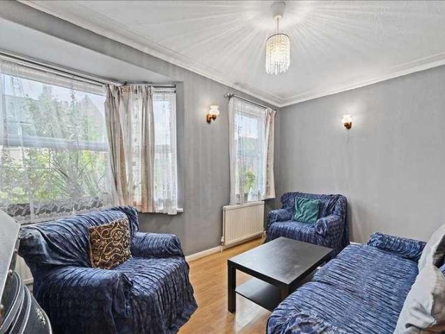 House for sale in London Borough of Croydon, Greater London