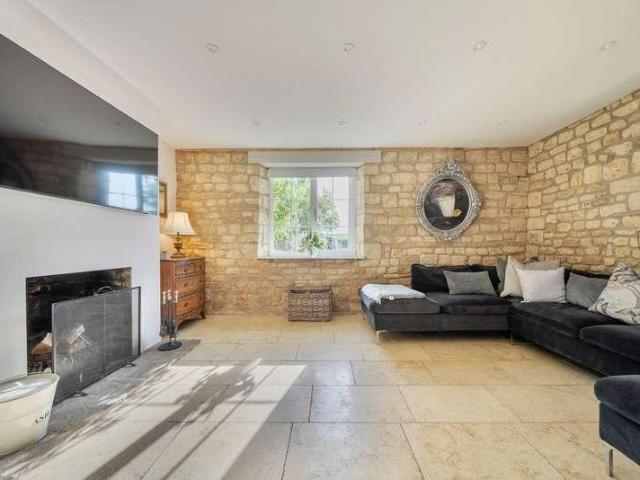House for sale in Barholm, Lincolnshire