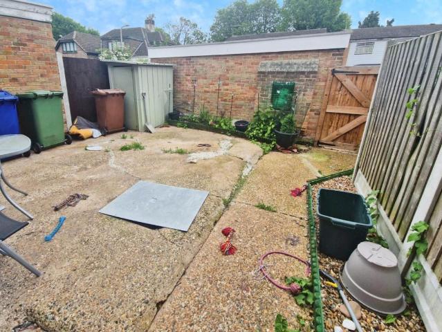 House for sale in Stanford-le-hope, Essex