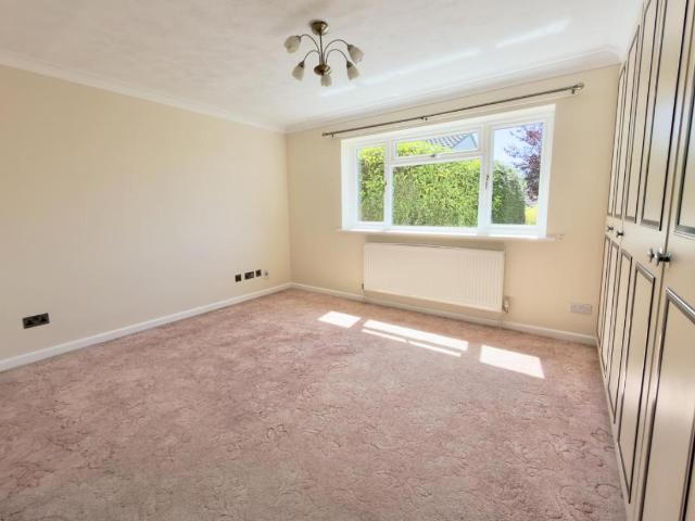 House for sale in Alder Hills, Poole