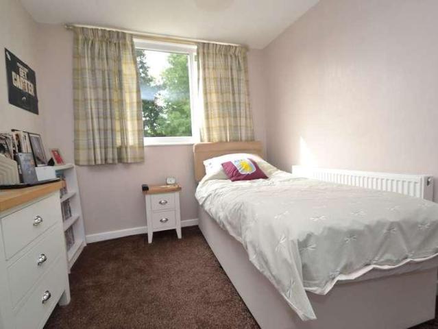 House for sale in Baildon, West Yorkshire