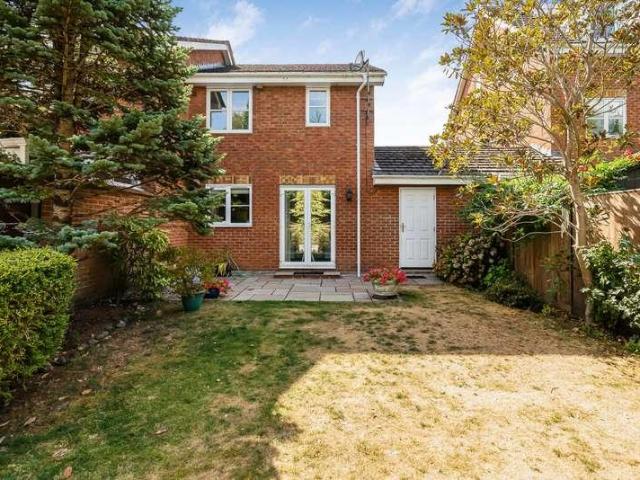 House for sale in Westborough, Surrey