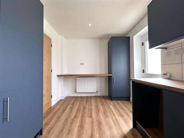 House for sale in Elmton, East Midlands