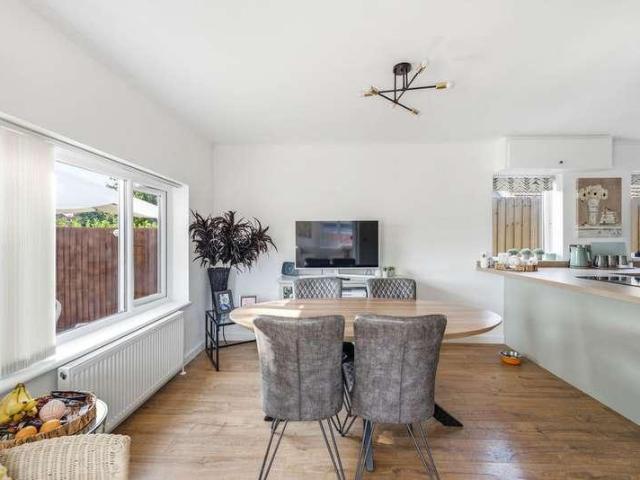 House for sale in Sand Bay, Kewstoke