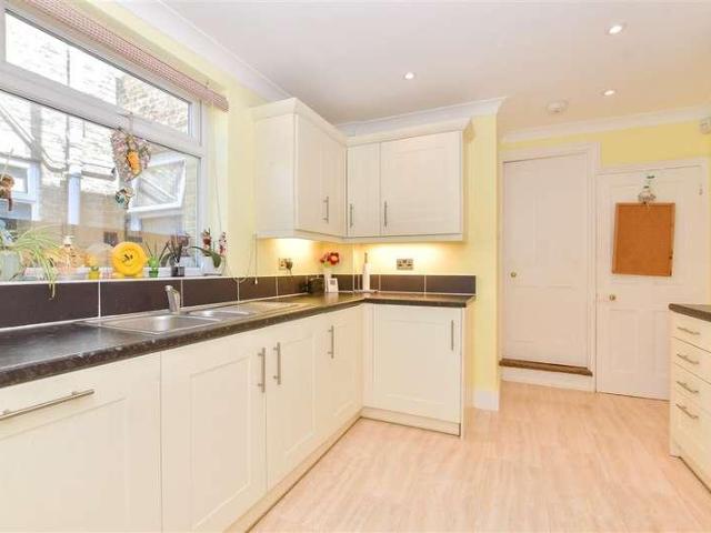House for sale in Buckland, Ash
