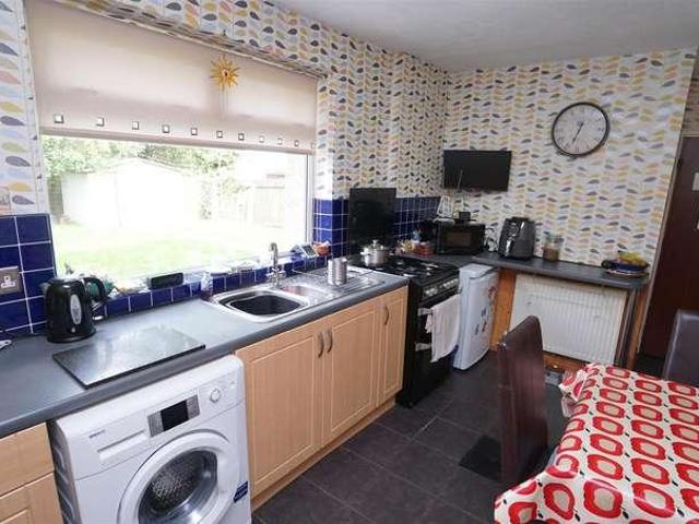 House for sale in Baildon, West Yorkshire