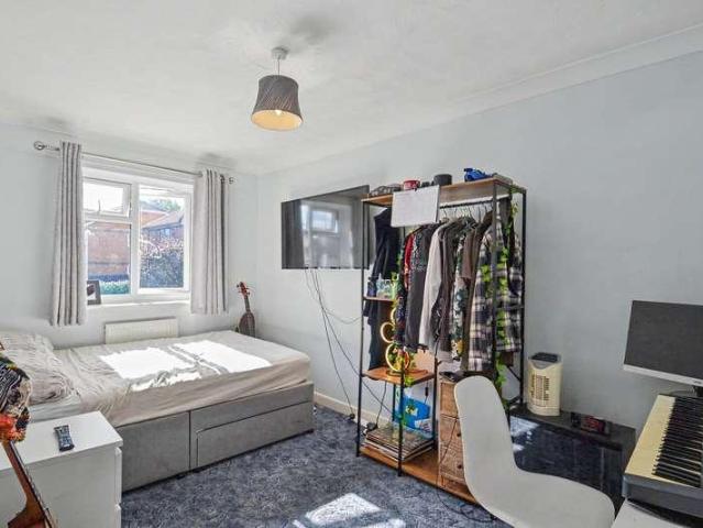 House for sale in Creekmoor, Poole