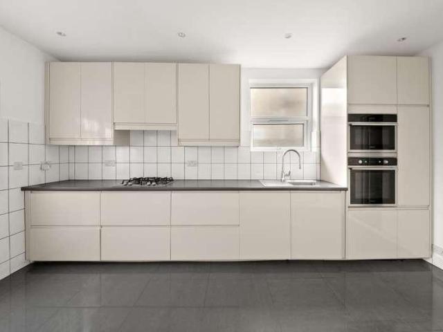 House for sale in London Borough of Ealing, Hanwell