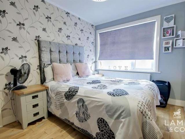 House for sale in Dale Hill, Essex