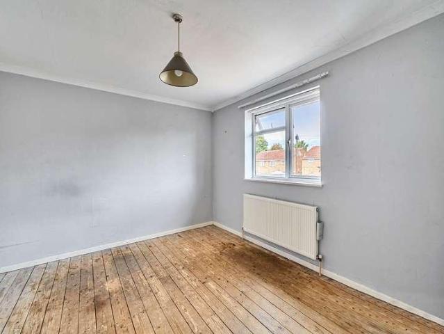 House for sale in Kingsditch, Cheltenham
