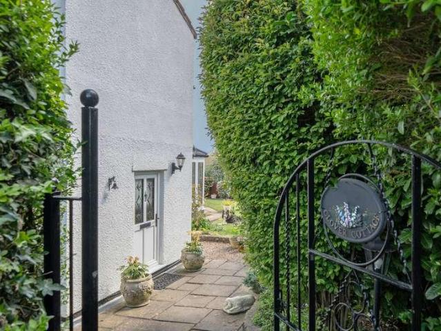 House for sale in Frampton Cotterell