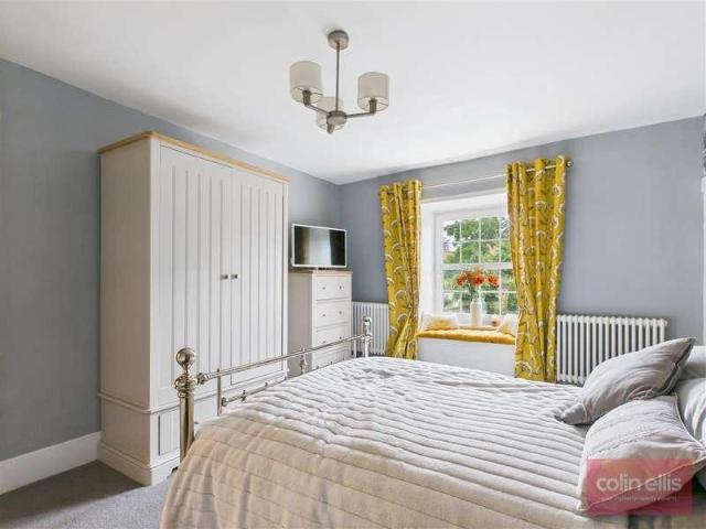House for sale in Burniston