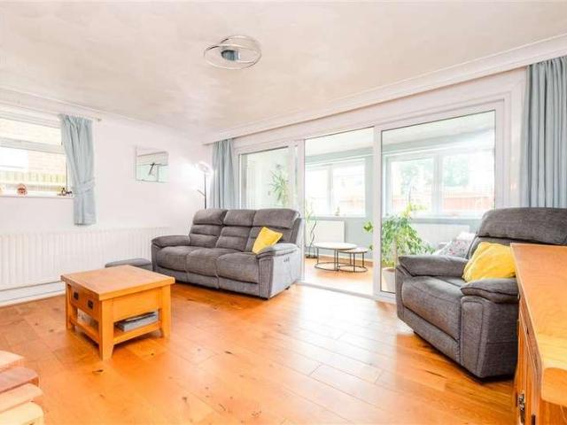 House for sale in Chatham