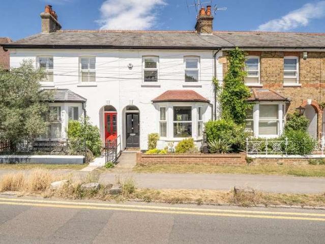 House for sale in Gerrards Cross, Denham
