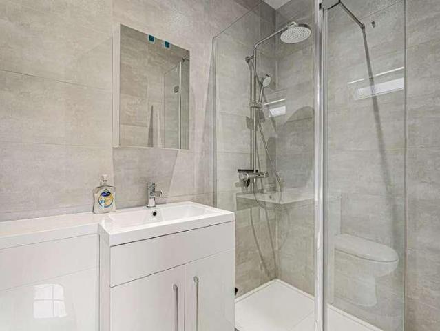 House for sale in Enfield Highway, Greater London