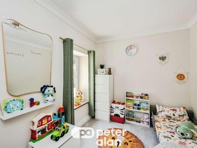 House for sale in Blaenhonddan, Cilfrew