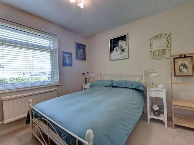 House for sale in Henley-on-Thames, Berrick Salome
