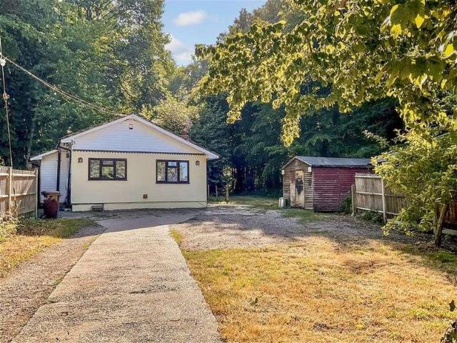 House for sale in Chatham