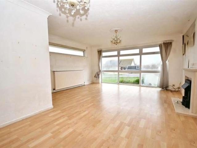 House for sale in Lower Willingdon, Wealden
