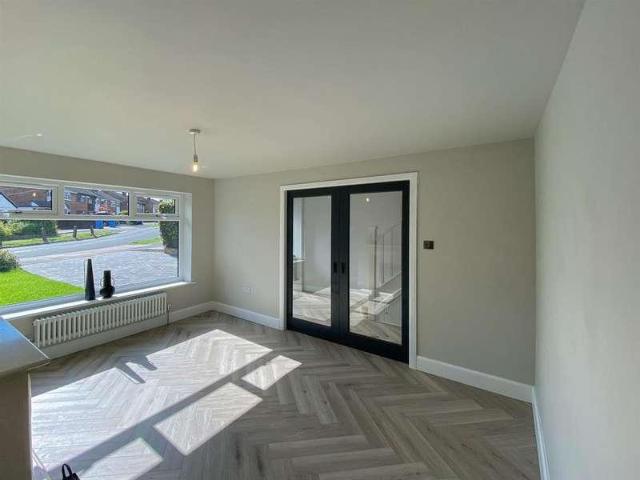 House for sale in Heald Green, Greater Manchester