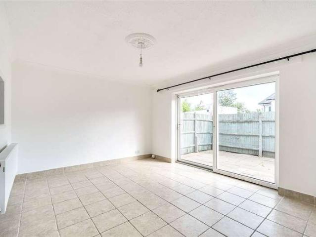 House for sale in Chessington, Greater London