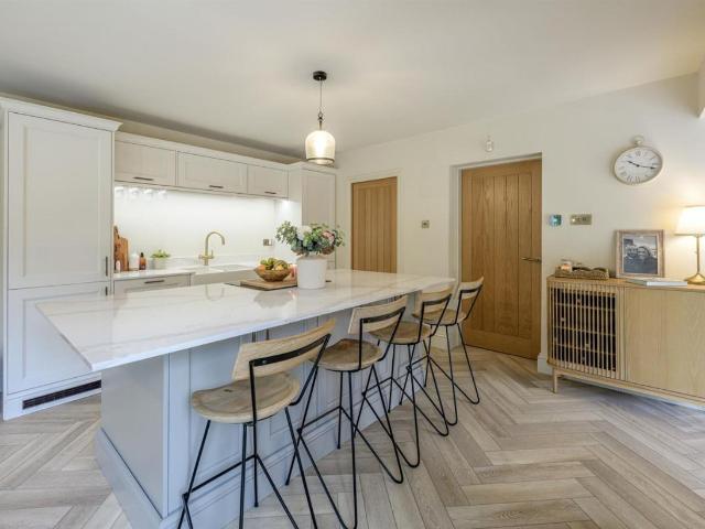 House for sale in Stourbridge, West Midlands