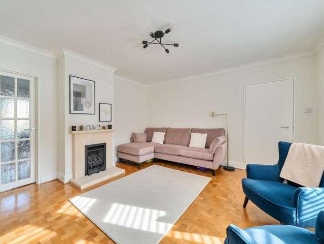 House for sale in Greater London