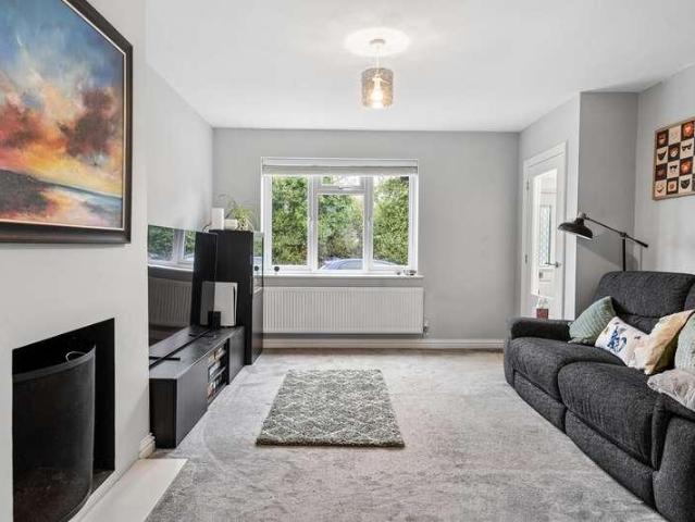 House for sale in Shreding Green, Richings Park