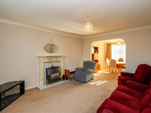 House for sale in Ossett, West Yorkshire