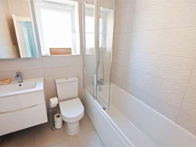 House for sale in Quainton