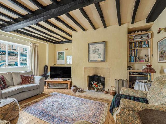House for sale in Black Bourton, Oxfordshire