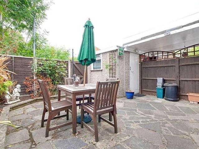 House for sale in Greater London