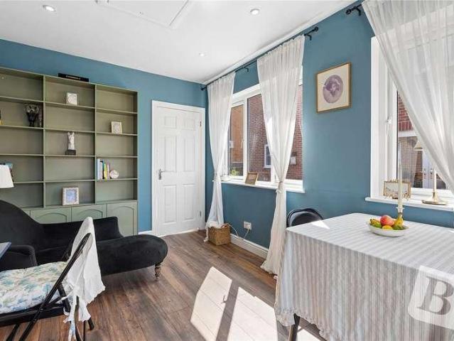 House for sale in Kings Farm, Hamerton