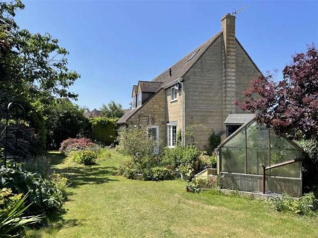 House for sale in Fossebridge, Gloucestershire