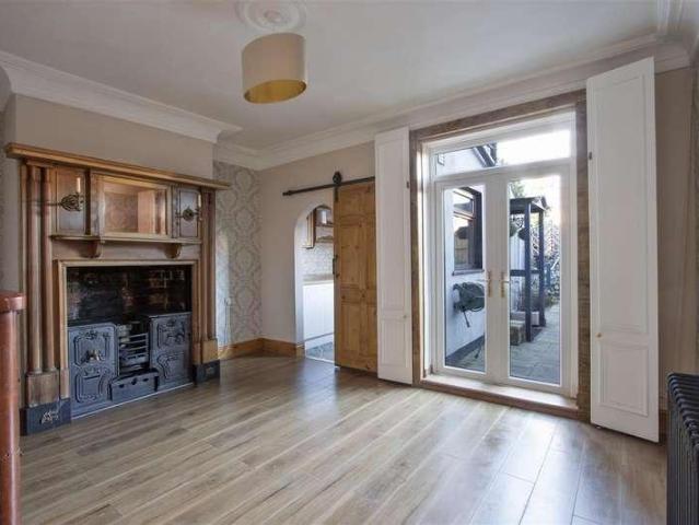 House for sale in Loundsley Green, East Midlands