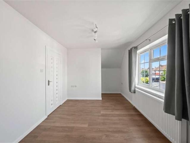 House for sale in Old Malden, Greater London