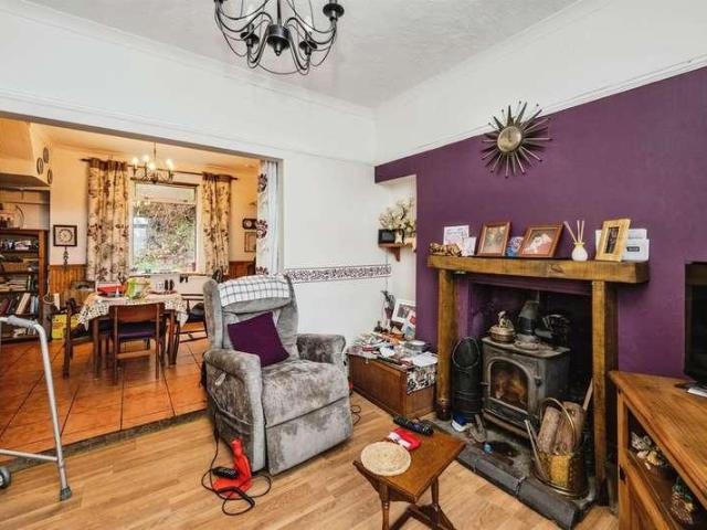 House for sale in Waunarlwydd, Wales